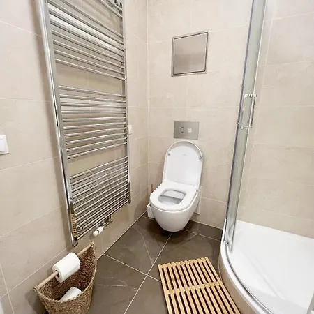 Tyrsova Design Apartment