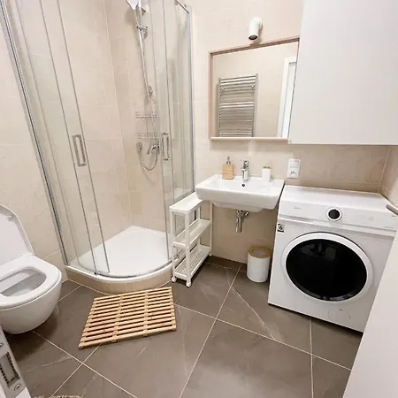 Apartment Tyrsova Design *