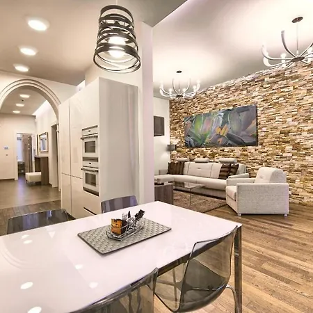 Apartment Krizovnicka *