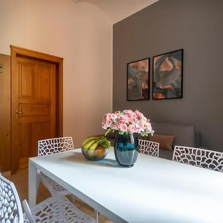 Bohemian Dreams And By Dwellfort 4* Prague