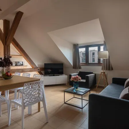 Bohemian Dreams And By Dwellfort 4* Prague