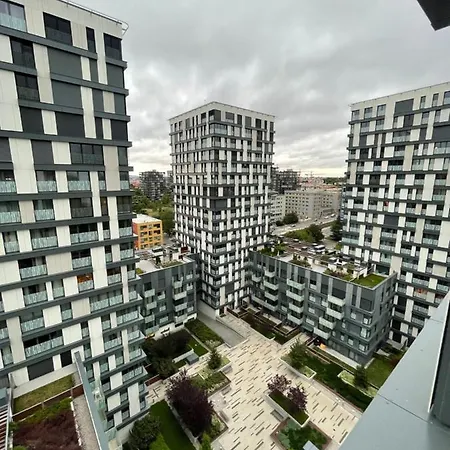 Apartment At Garden Towers *