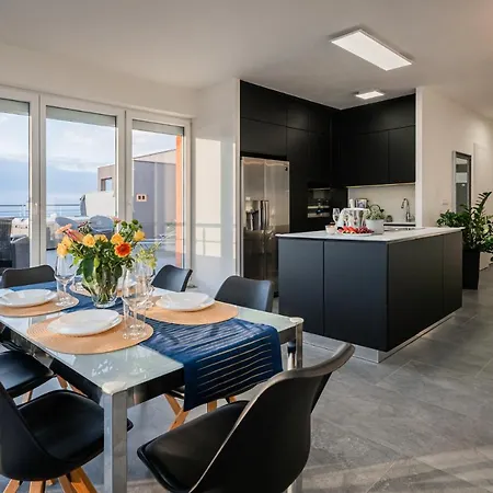 Penthouse Letnanske Zahrady Apartment Prague