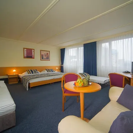 Top Hotel Praha 4* Praga