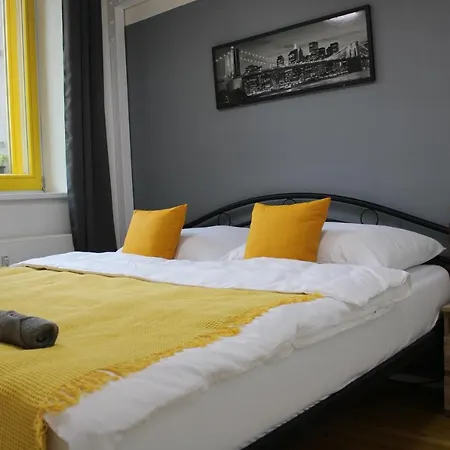 Lyly - Modern Apartment, Free Parking, Near The Metro Apartment Prague