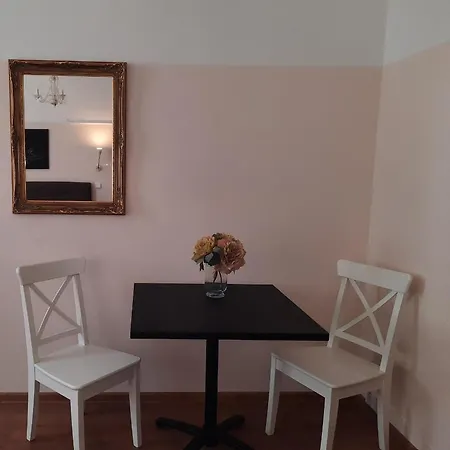 Apartment In City Centre *