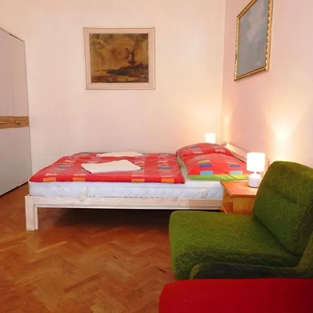 Havelska 10 * Prague