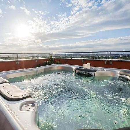 Apartment Penthouse Letnanske Zahrady Prague