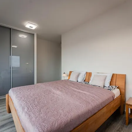 Apartment Penthouse Letnanske Zahrady