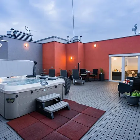 Penthouse Letnanske Zahrady * Prague