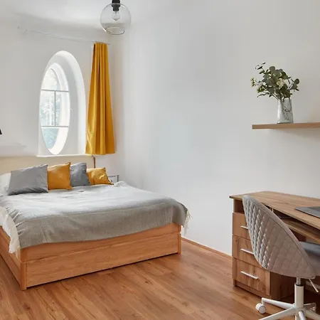 Days - Modern W Easy Access *