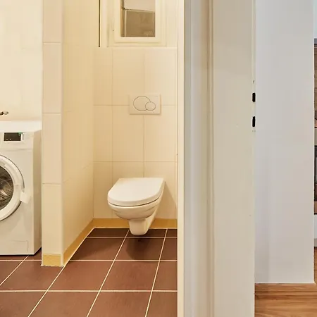 Apartment Days - Modern W Easy Access Prague