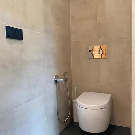 Cosy Family House With Garden, 12 Min From The Center Holiday home *