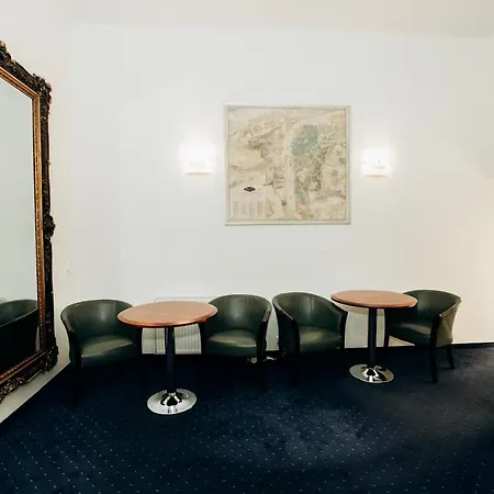 Alton Hotel 3*