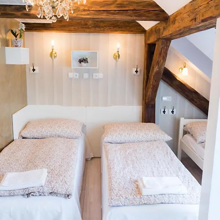 Alice House Aparthotel