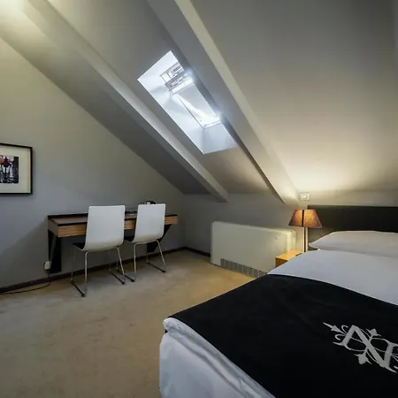 Ξενοδοχείο Noir 4*