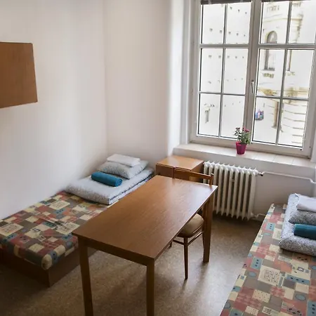 Hostel Dizzy Daisy