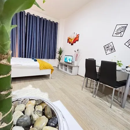 Apartment Vit - Free Parking - O2 Arena Prague
