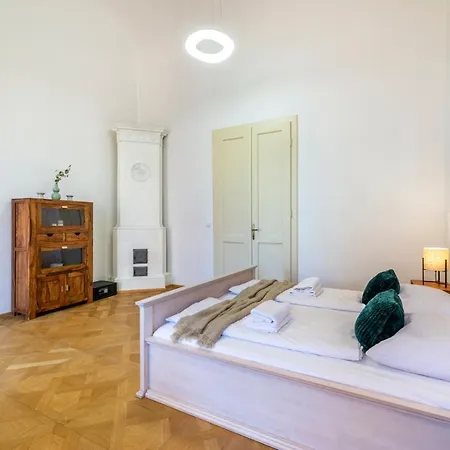 Aparthotel Celetna - Old Town Prague