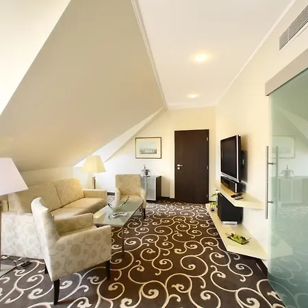 Hotel Grand Bohemia