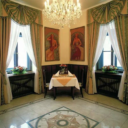 Hotel Garden 4*