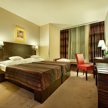 Szálloda Ea Crystal Palace 4*