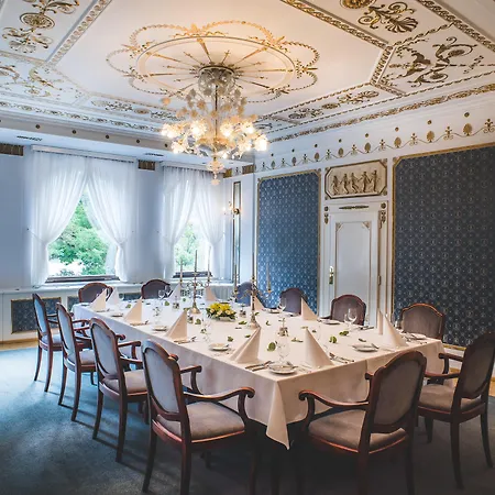 Esplanade Hotel 5*