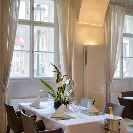 Otel Three Storks Prag