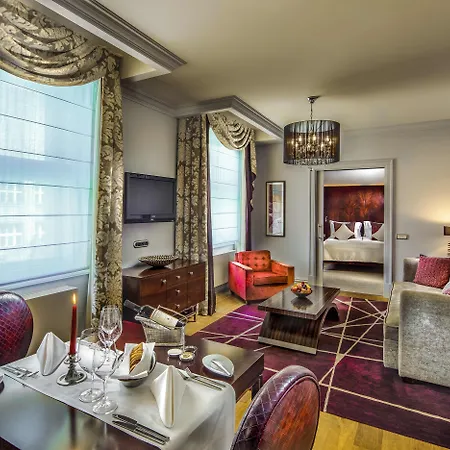 Hotel The Grand - The Leading Of The World Praga