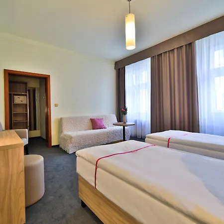 Atlantic Hotel