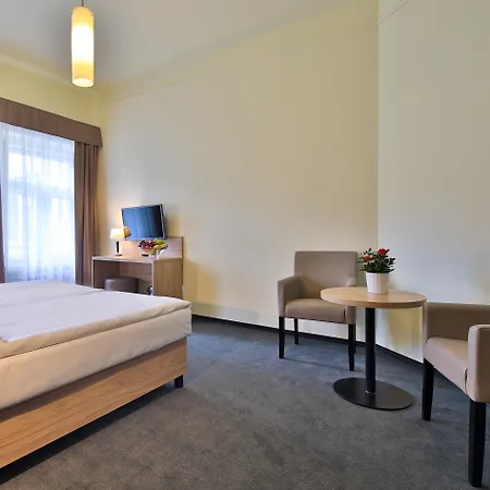 Atlantic Hotel 3*
