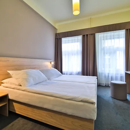 Atlantic 3* Prague
