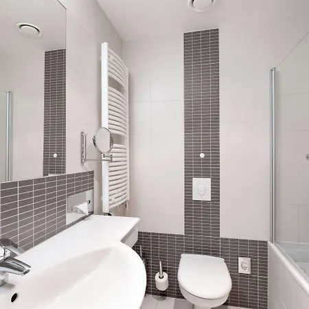 Clarion 4*