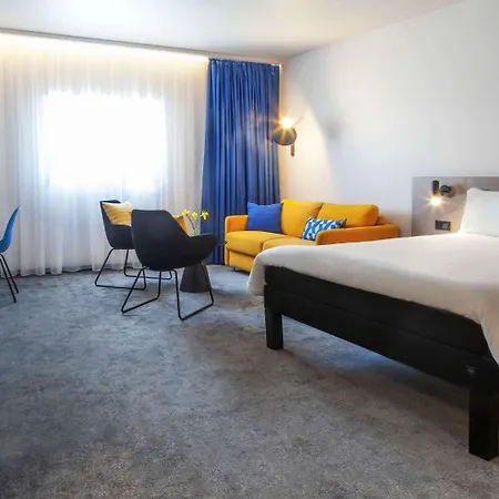 Ibis Old Town 3* Praga