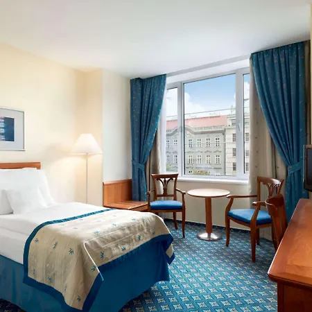 Ramada Centre Hotel
