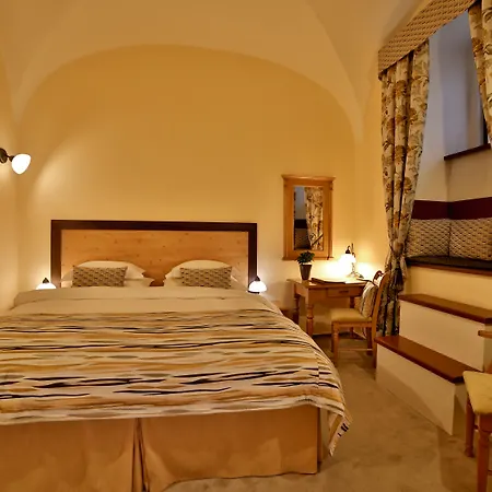 Questenberg Hotel