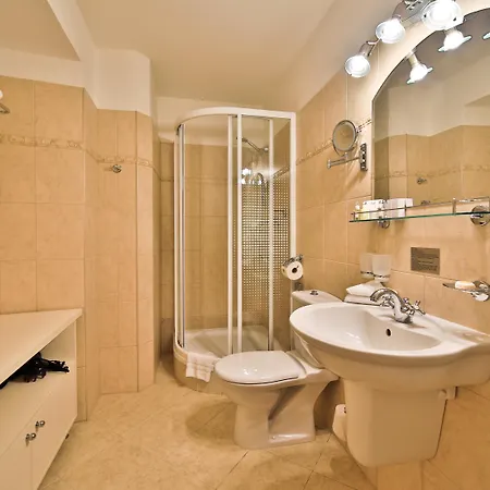Questenberg 4*