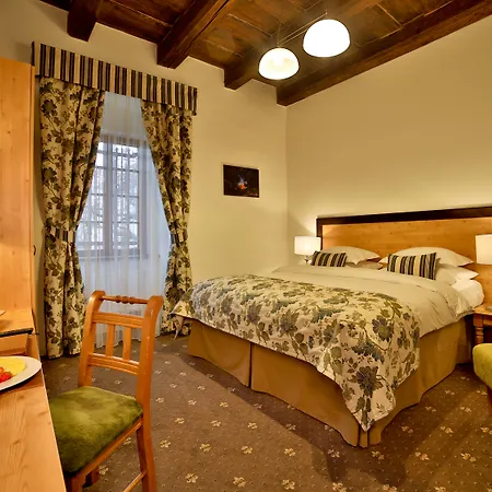 Questenberg 4* Praga