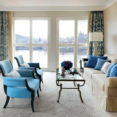 Four Seasons Praga