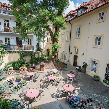 Hotel Monastery Garden Prague