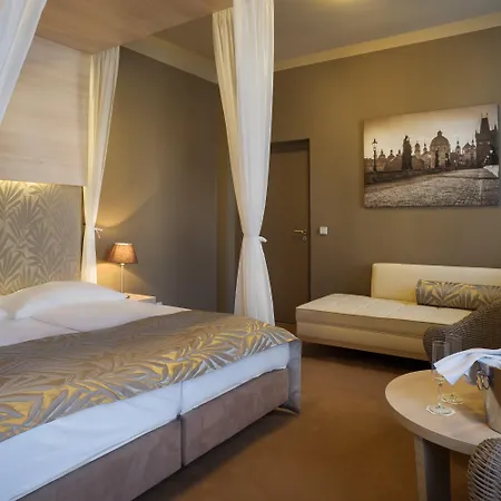 Pytloun Kampa Garden Hotel