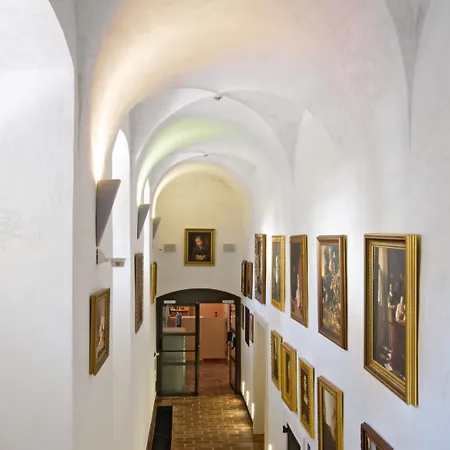 Otel Monastery