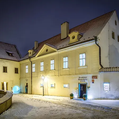 Otel Monastery Prag
