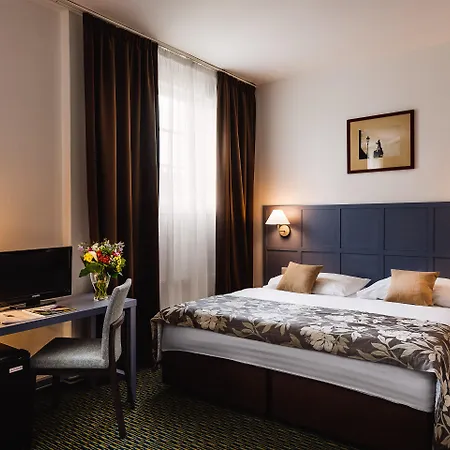 Central Hotel Prague Otel 3*