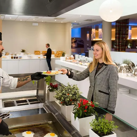 Hotel Novotel Wenceslas Square 4*