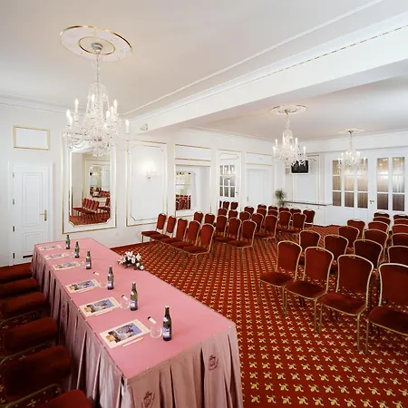 Ambassador Zlata Husa 5*