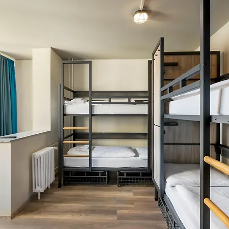 Hostel A&o Metro Strizkov