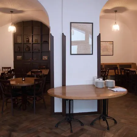 King George Hotel