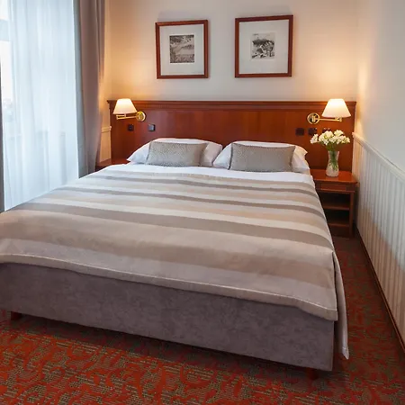 Adria Otel Prag
