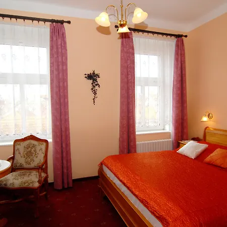 Opera 4* Praha